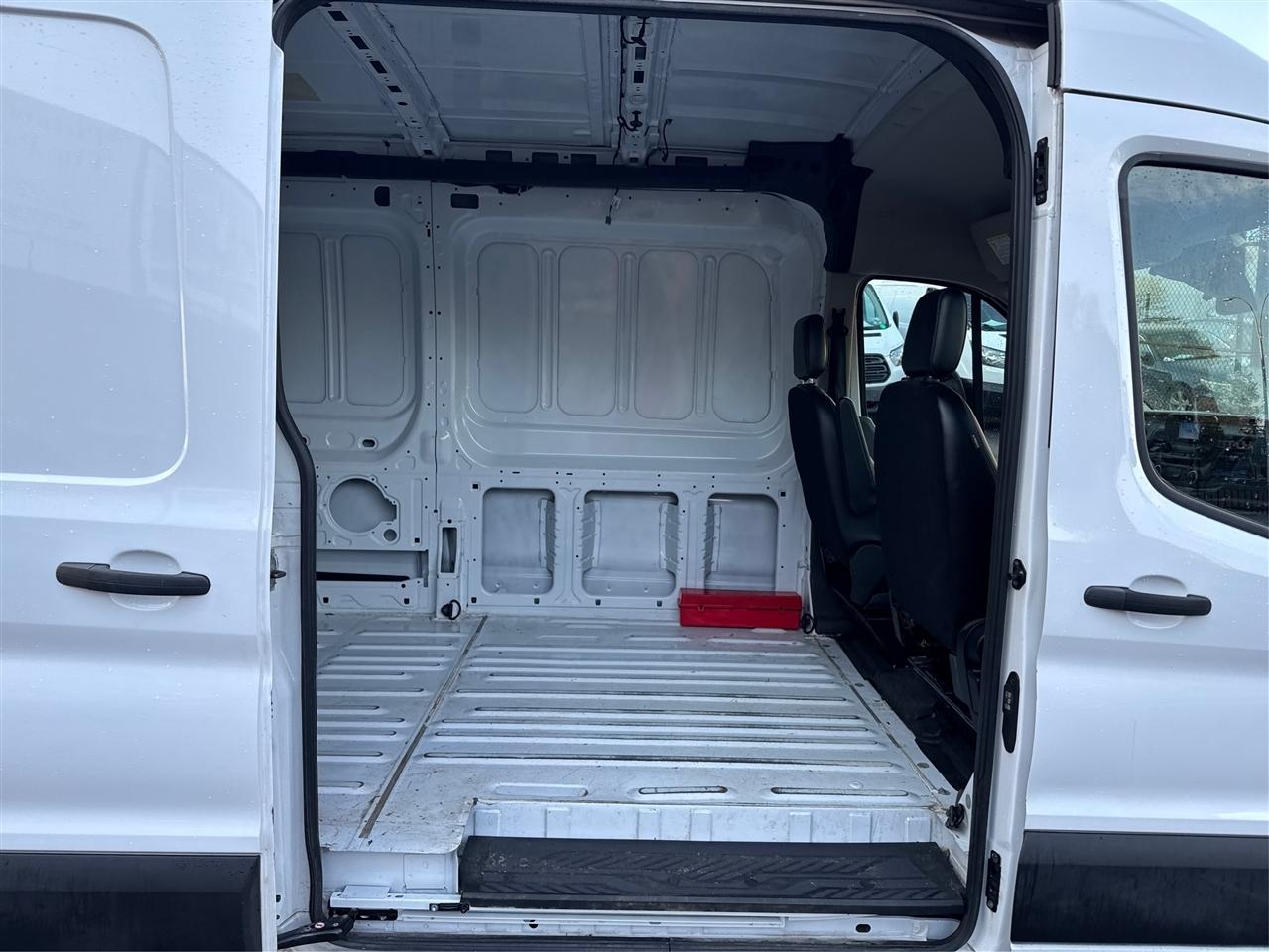 Ford Transit Cargo Van T-250 148" Med Rf 9070 GVWR AWD 2024