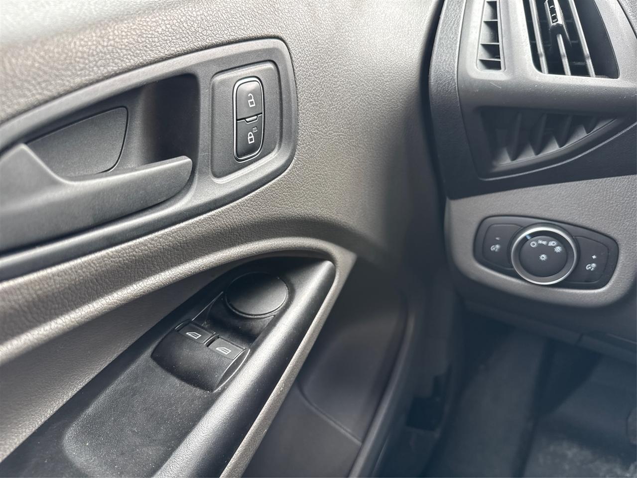 Ford Transit Connect Van XL LWB w/Rear Symmetrical Doors 2020