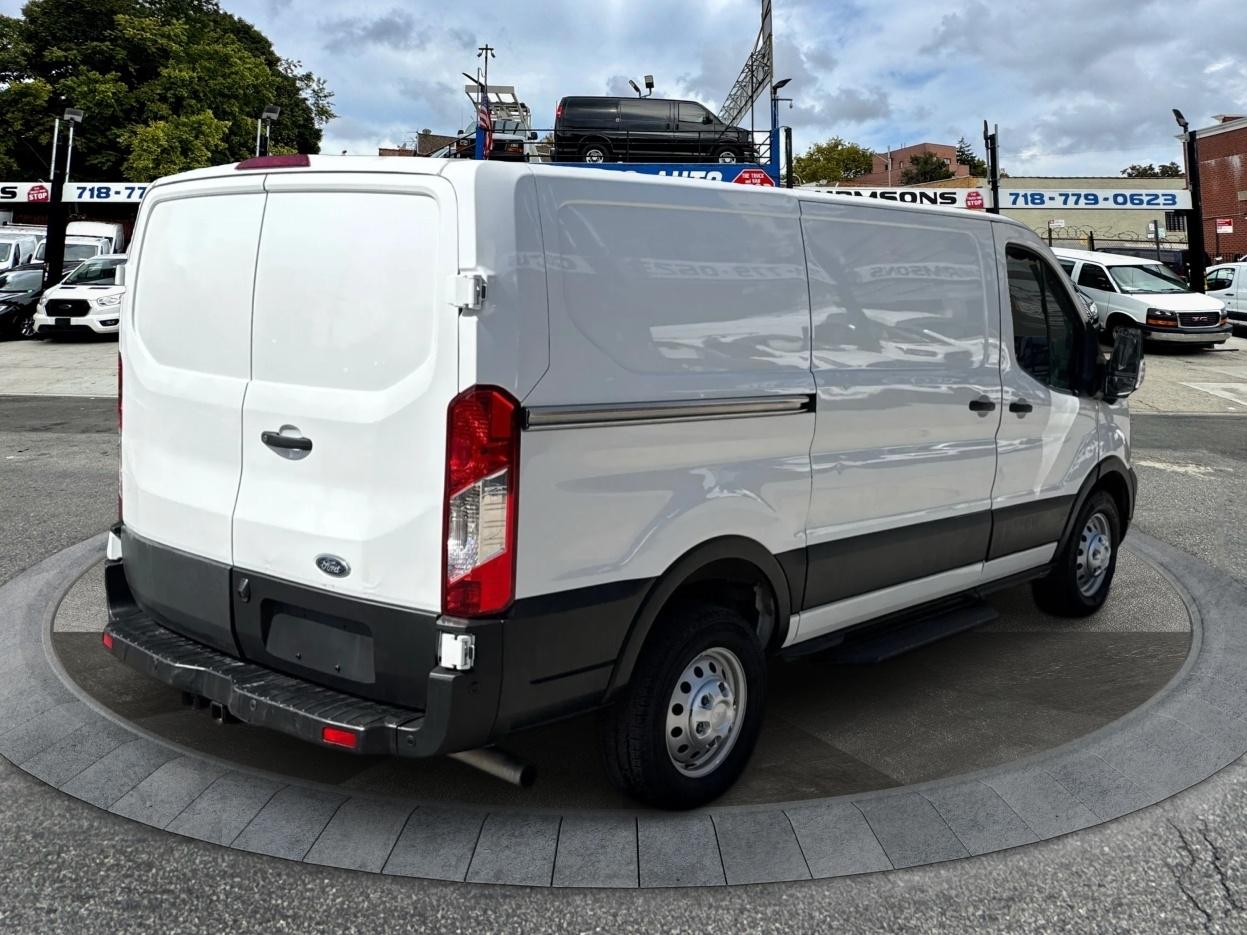 Ford Transit Cargo Van T-250 130" Low Rf 9070 GVWR AWD 2022