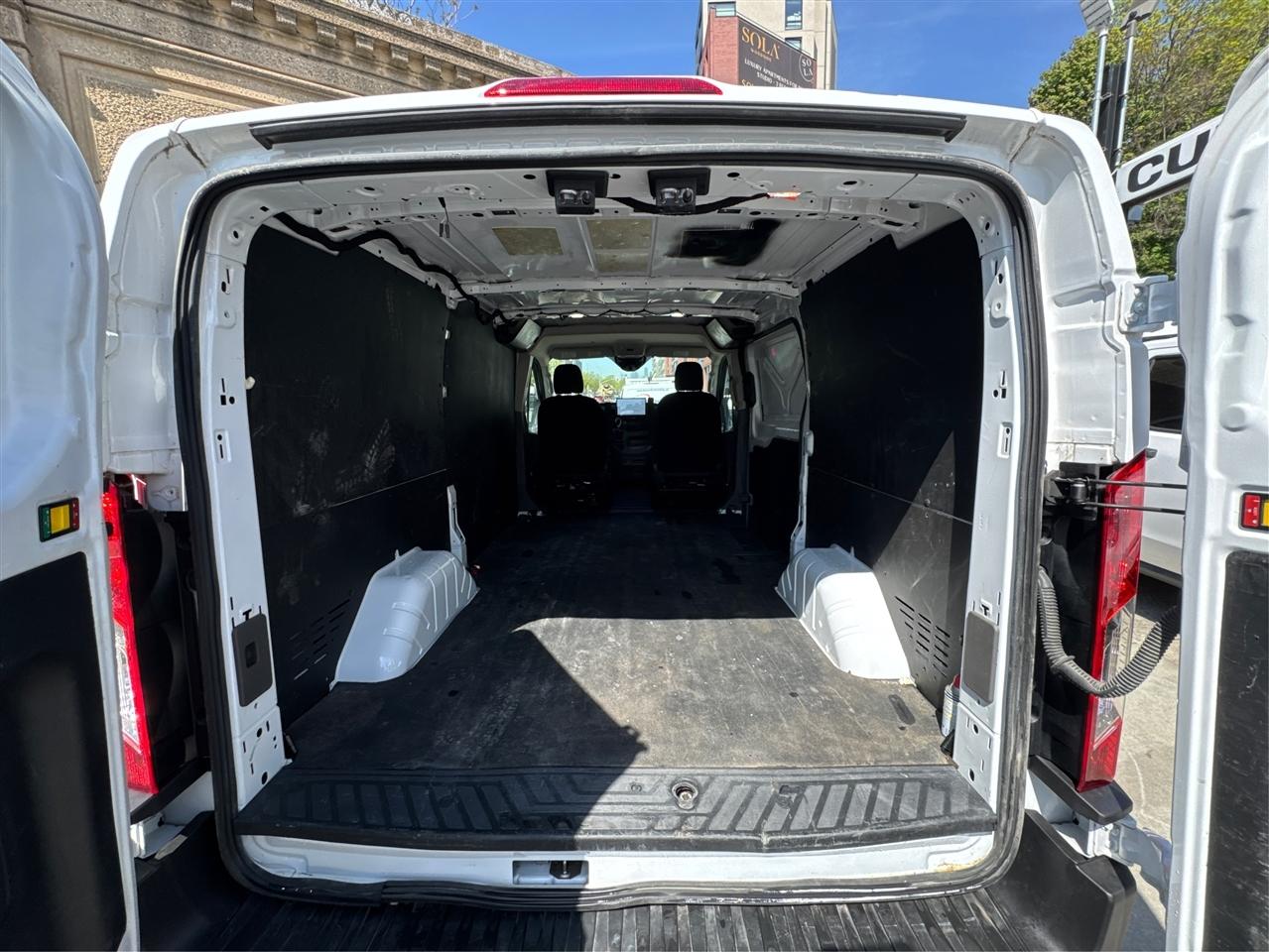 Ford Transit Cargo Van T-250 130" Low Rf 9070 GVWR AWD 2022