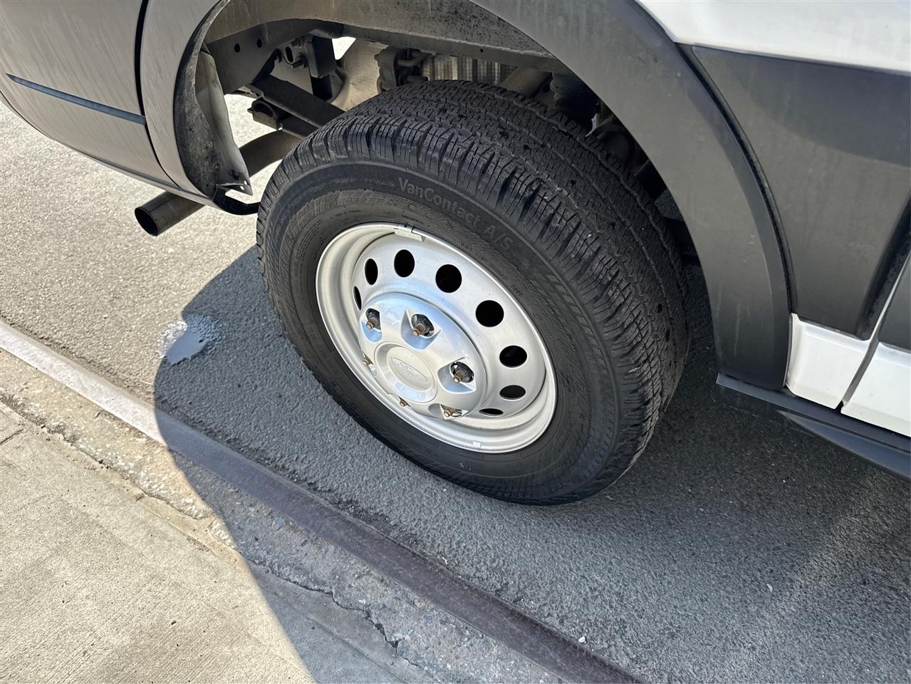 Ford Transit Cargo Van T-250 130" Low Rf 9070 GVWR AWD 2022