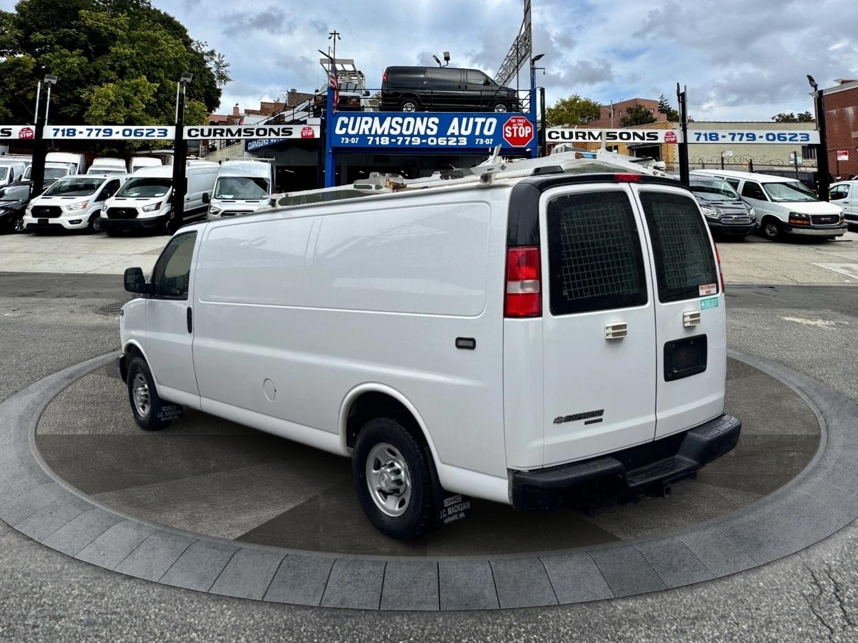 Chevrolet Express Cargo Van RWD 2500 155" 2015