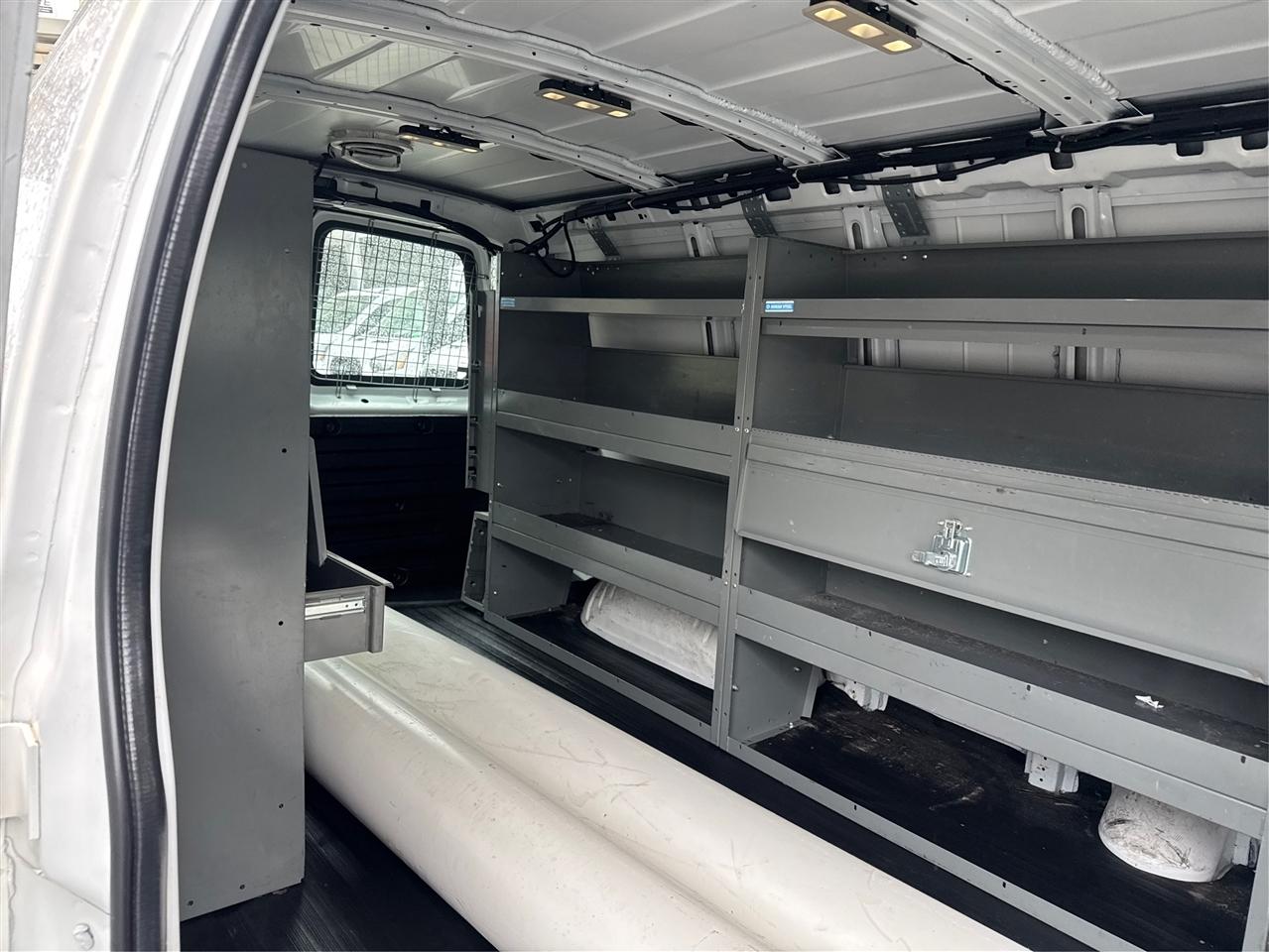 Chevrolet Express Cargo Van RWD 2500 155" 2015