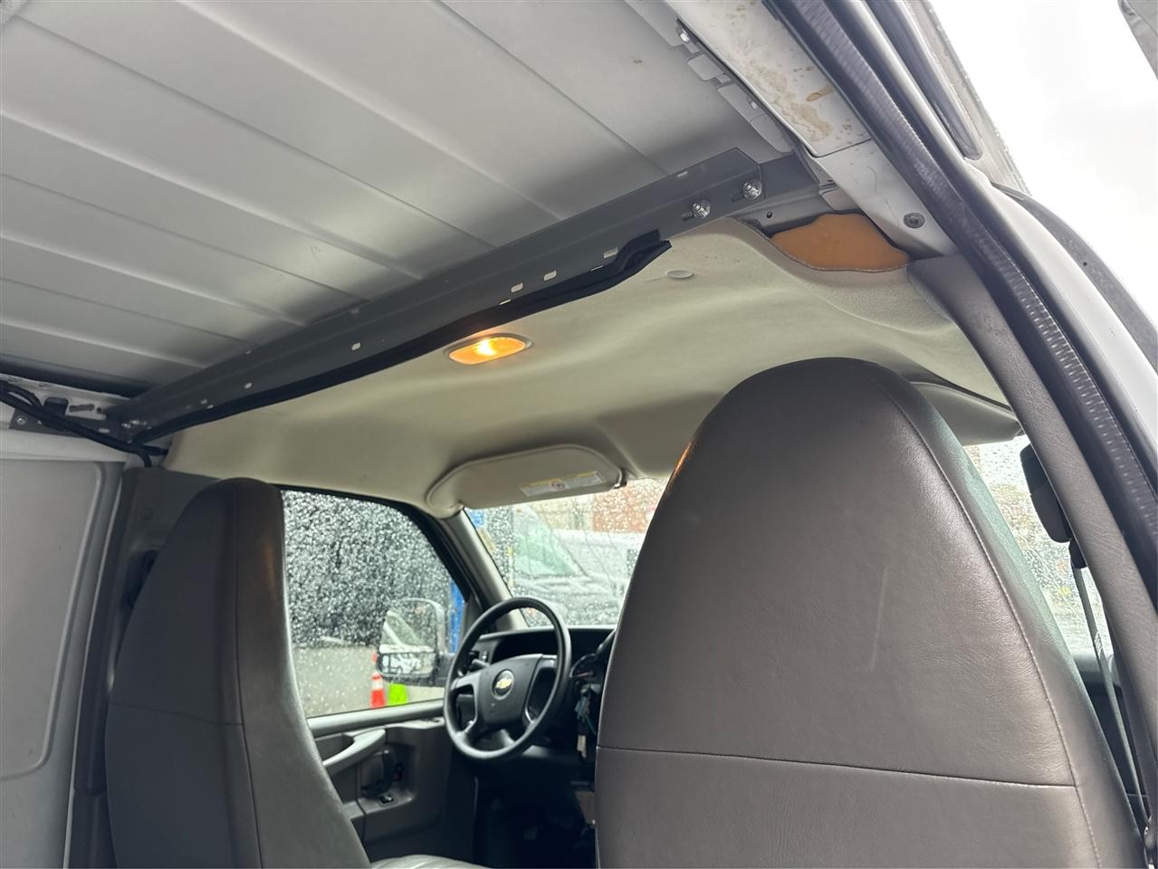 Chevrolet Express Cargo Van RWD 2500 155" 2015