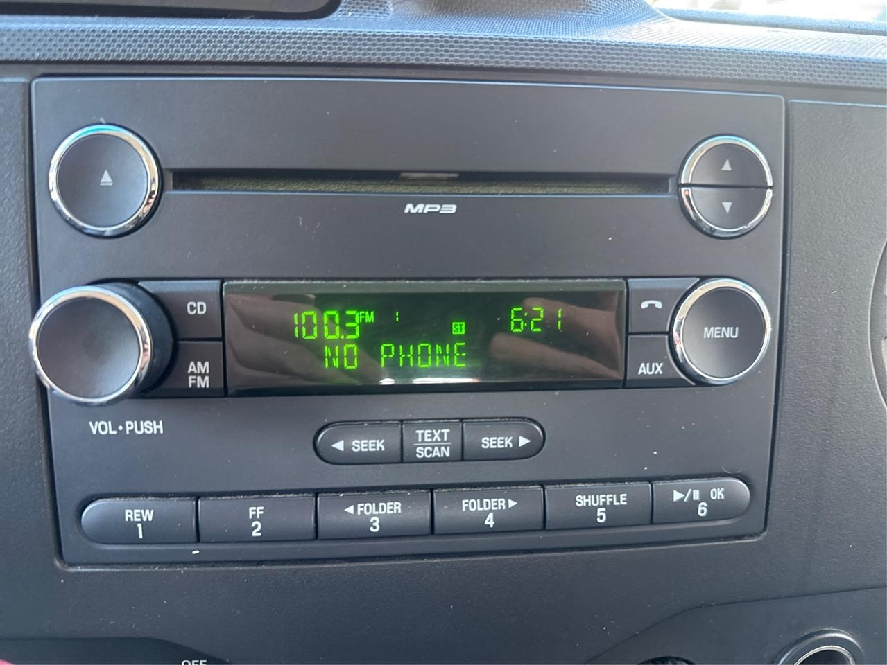 Ford Econoline Cargo Van E-150 Recreational 2009