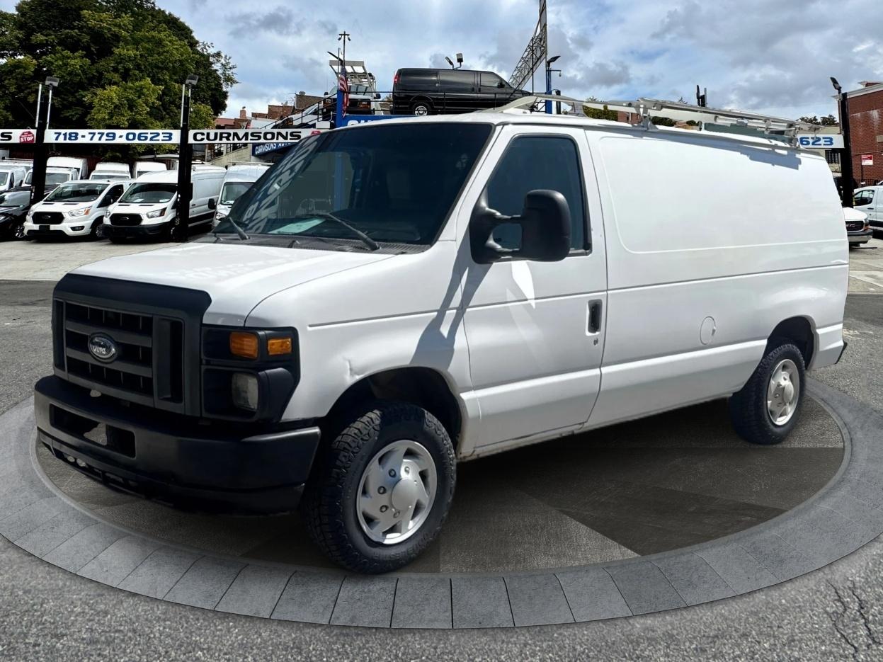 Ford Econoline Cargo Van E-150 2009