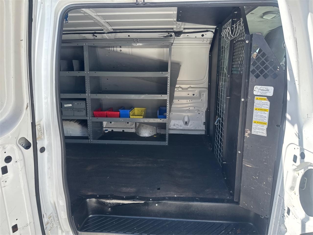 Ford Econoline Cargo Van E-150 2009