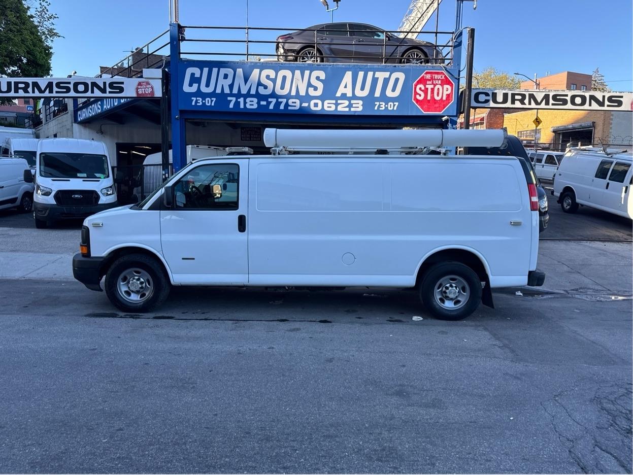 Chevrolet Express Cargo Van RWD 2500 155" Diesel 2013