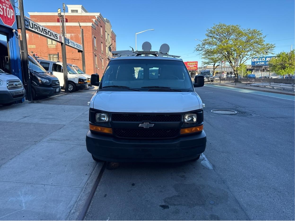 Chevrolet Express Cargo Van RWD 2500 155" Diesel 2013