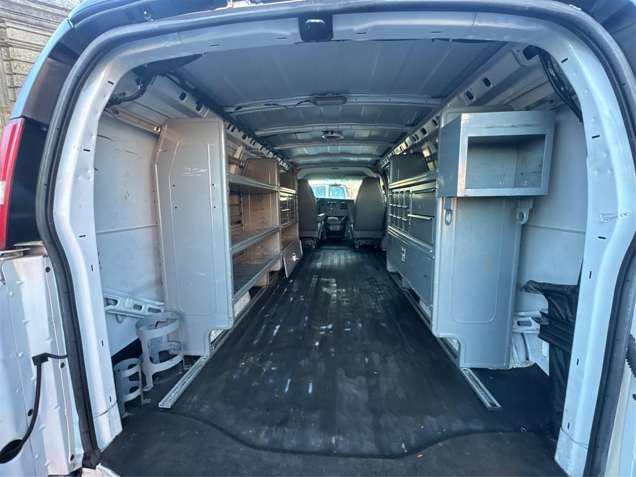 Chevrolet Express Cargo Van RWD 2500 155" Diesel 2013