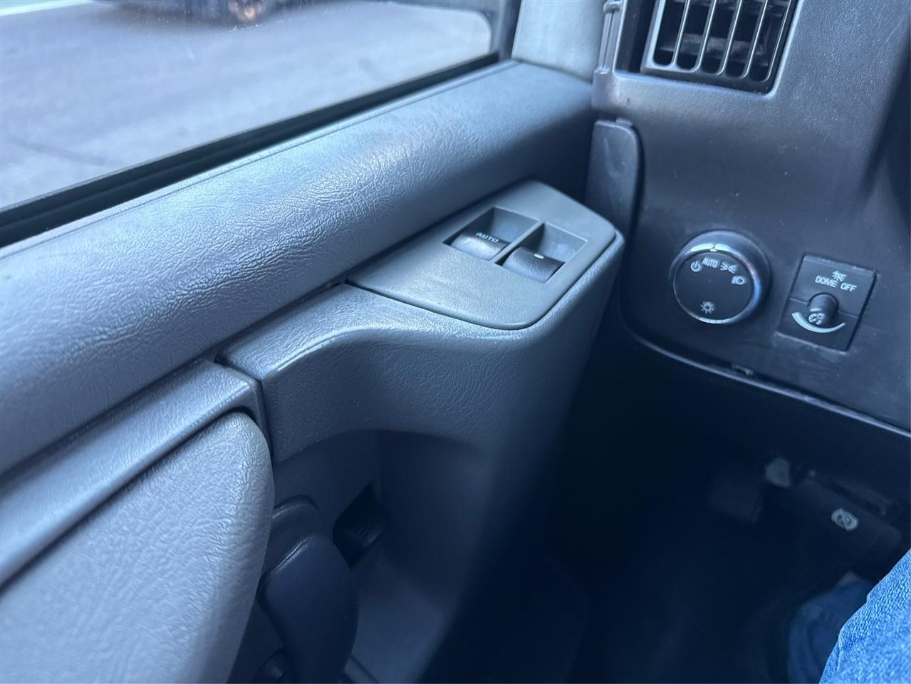 Chevrolet Express Cargo Van RWD 2500 155" Diesel 2013