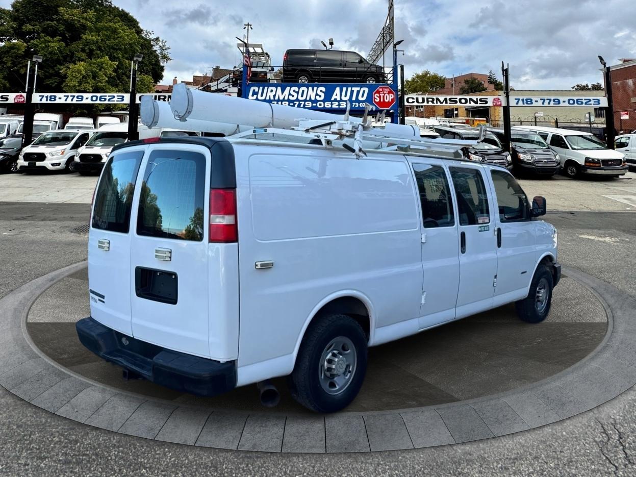 Chevrolet Express Cargo Van RWD 2500 155" Diesel 2013