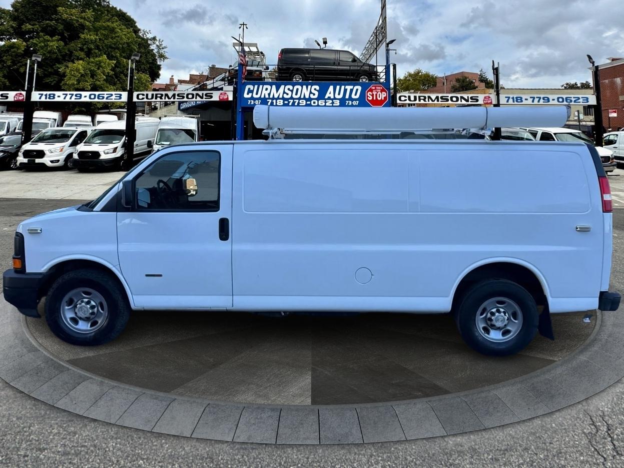 Chevrolet Express Cargo Van RWD 2500 155" Diesel 2013