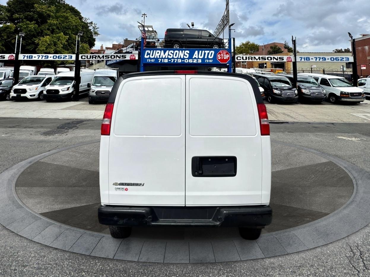 Chevrolet Express Cargo Van RWD 2500 155" 2018