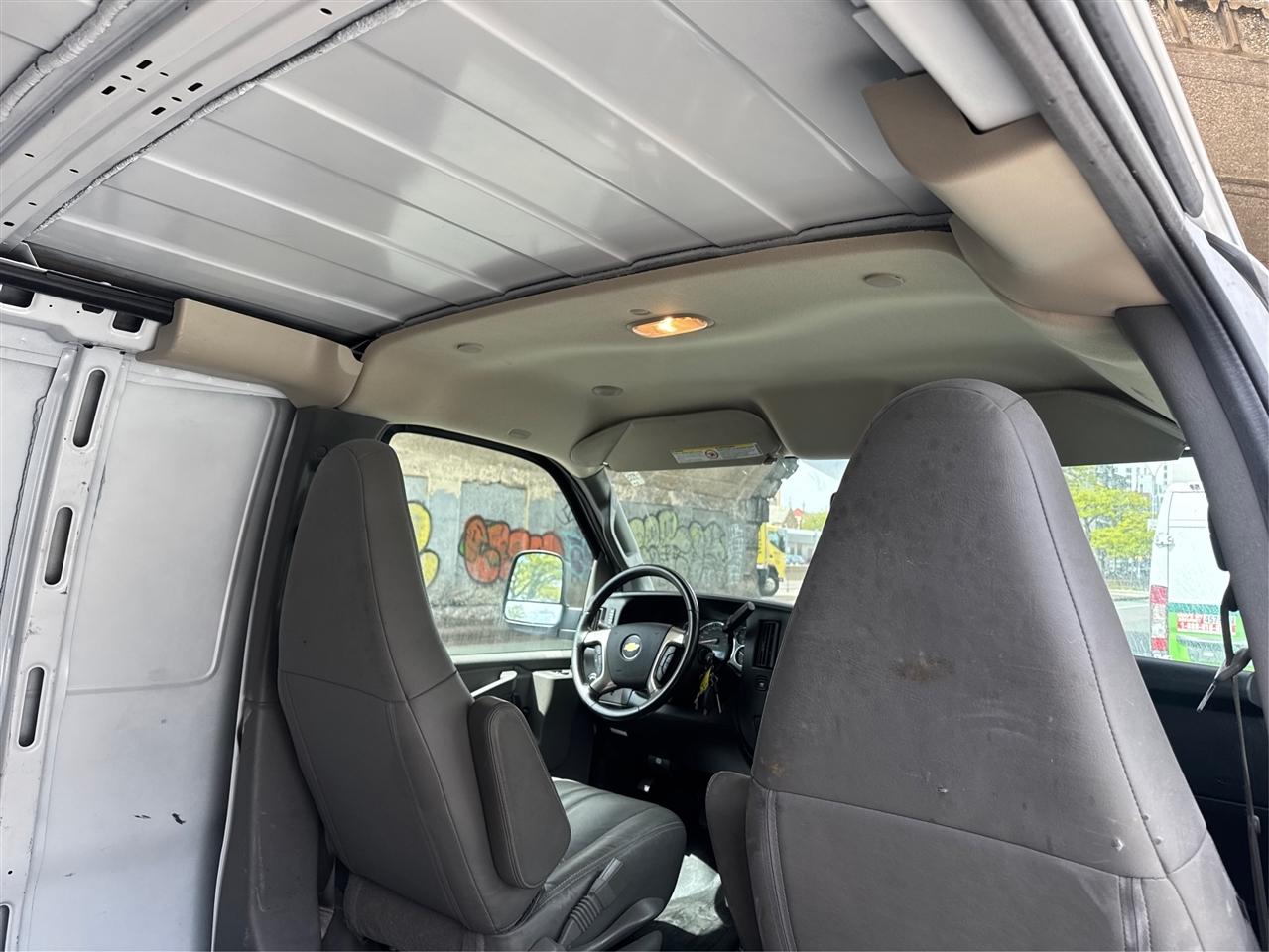 Chevrolet Express Cargo Van RWD 2500 155" 2018