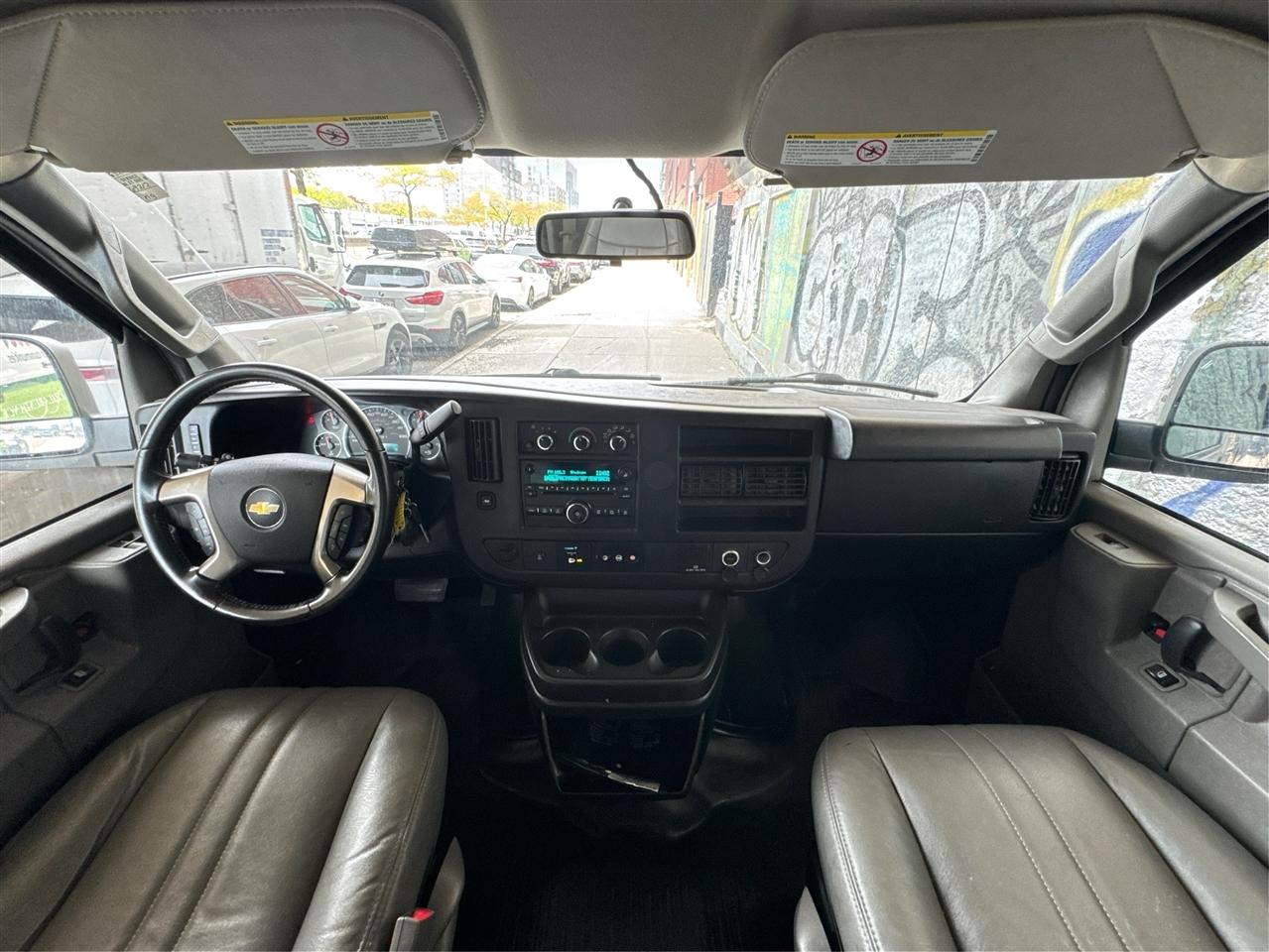 Chevrolet Express Cargo Van RWD 2500 155" 2018