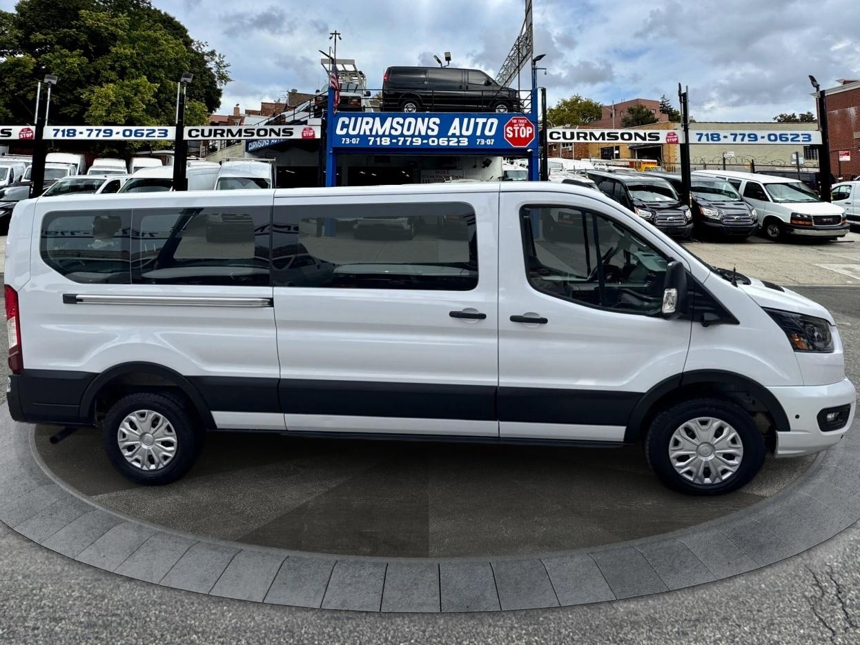 Ford Transit Passenger Wagon T-350 148" Low Roof XLT RWD 2026