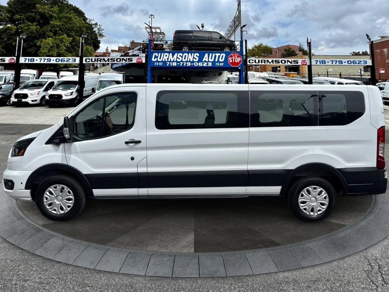 Ford Transit Passenger Wagon T-350 148" Low Roof XLT RWD 2026