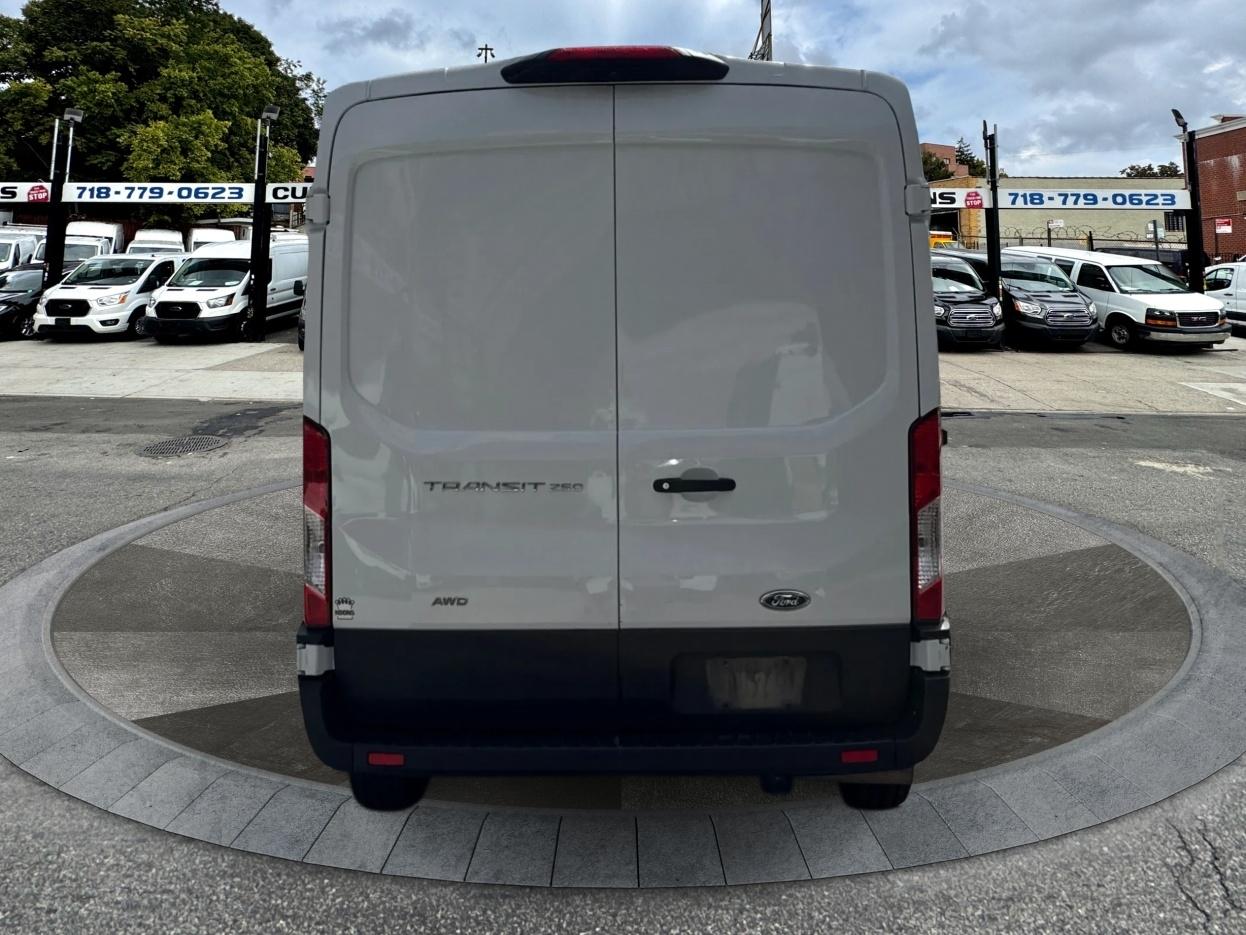 Ford Transit Cargo Van T-250 130" Med Rf 9070 GVWR AWD 2023
