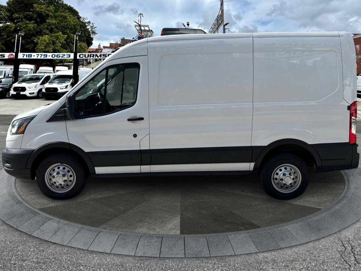 Ford Transit Cargo Van T-250 130" Med Rf 9070 GVWR AWD 2023