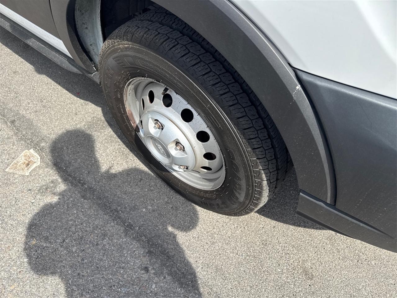 Ford Transit Cargo Van T-250 130" Med Rf 9070 GVWR AWD 2023