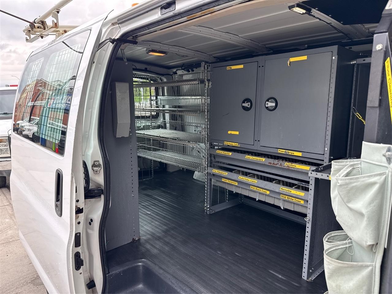 Chevrolet Express Cargo Van RWD 2500 135" 2012