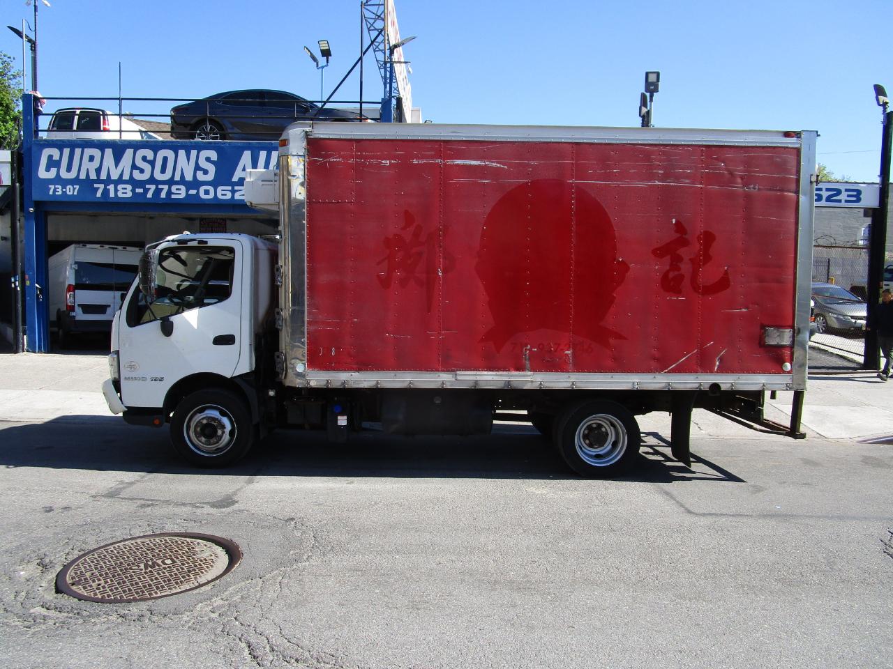 Hino 195  2017