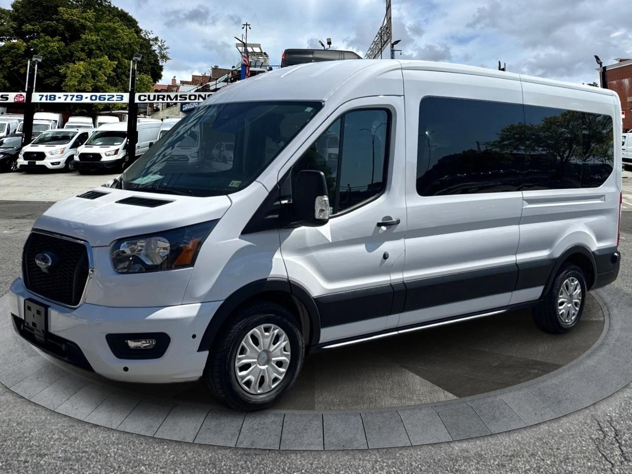 Ford Transit Passenger Wagon T-350 148" Med Roof XLT RWD 2024