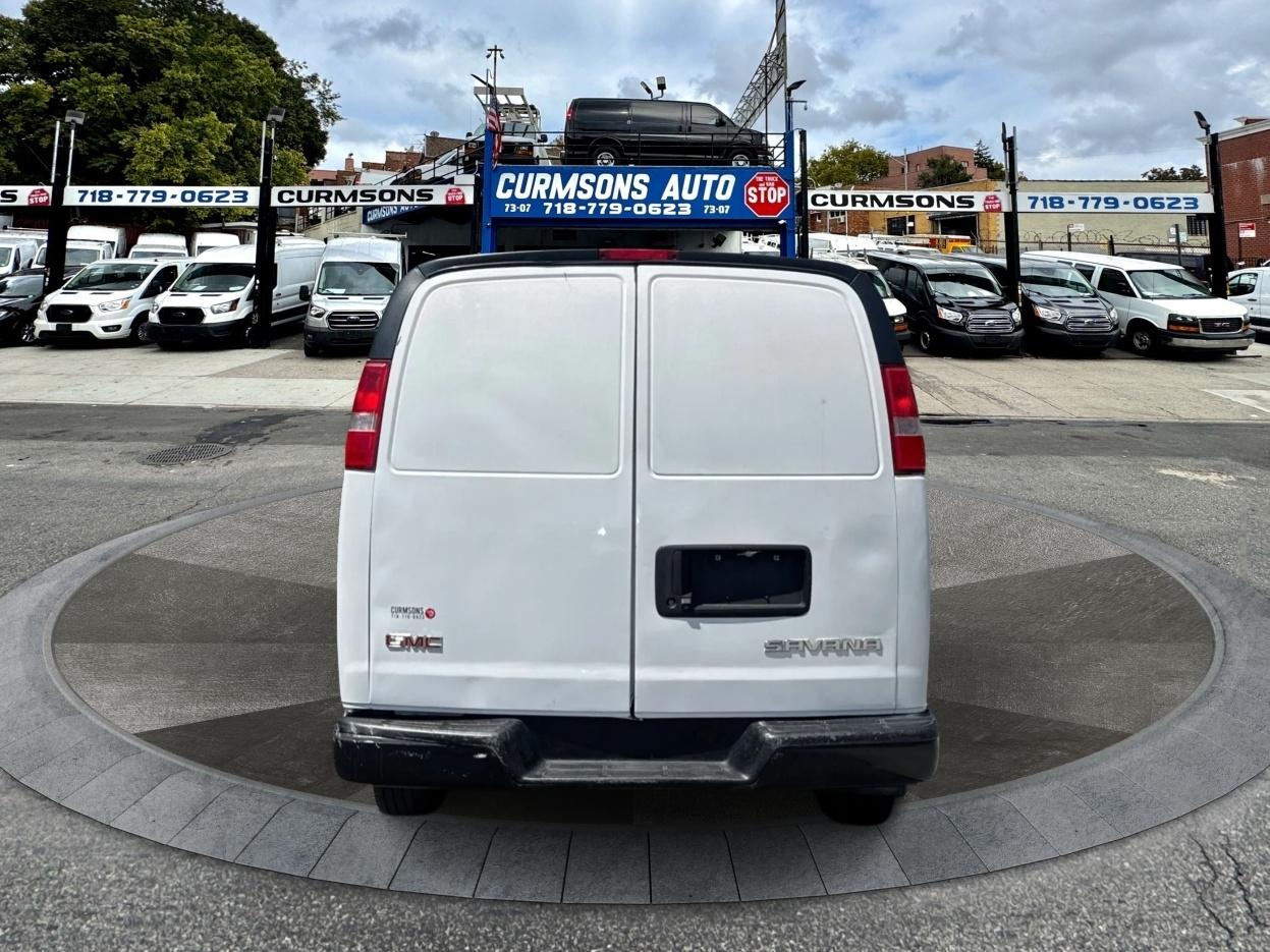 GMC Savana Cargo Van RWD 3500 155" 2018