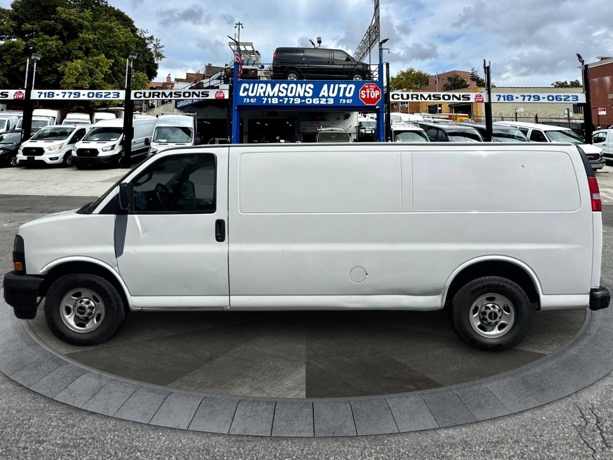 GMC Savana Cargo Van RWD 3500 155" 2018