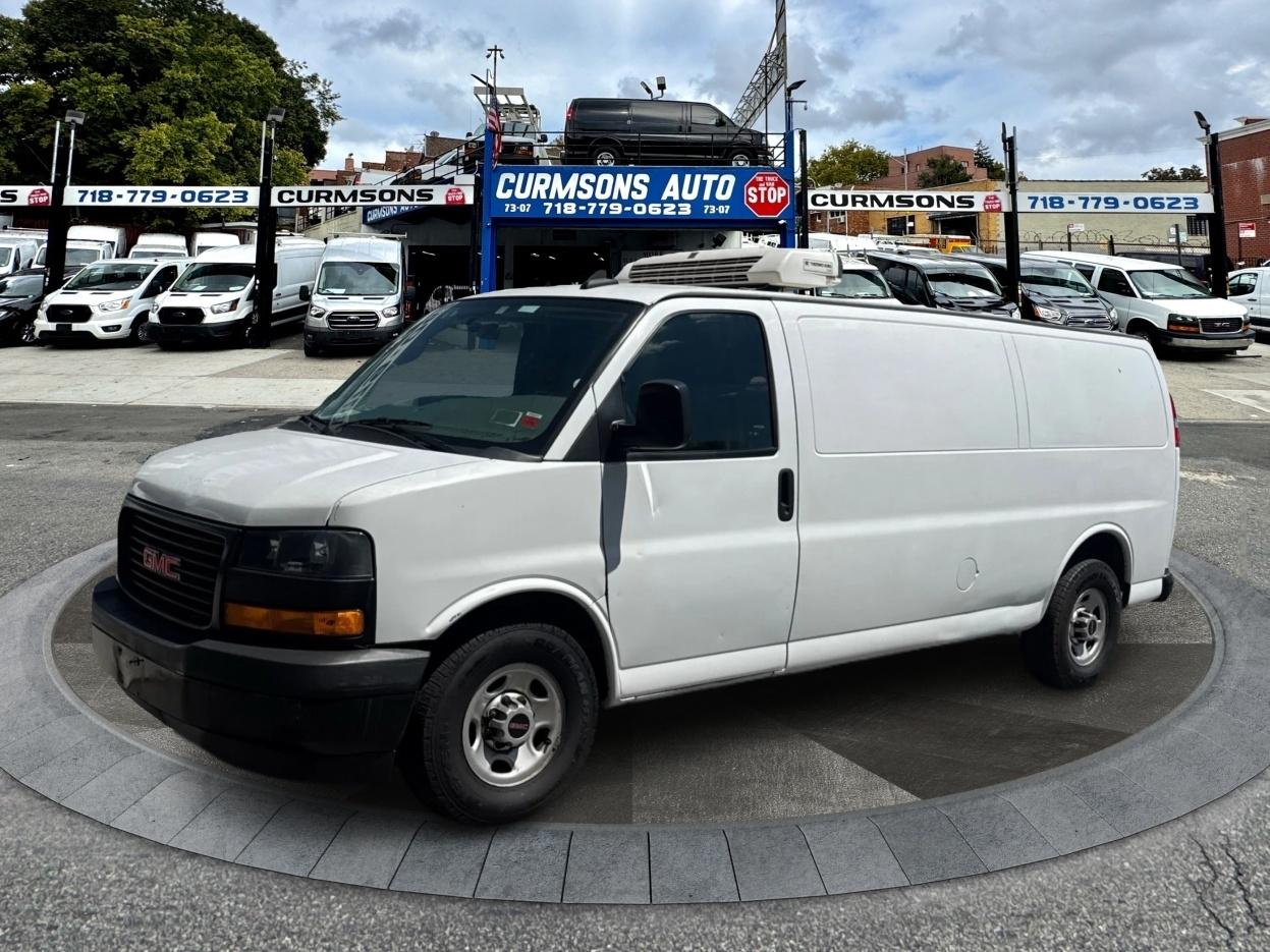GMC Savana Cargo Van RWD 3500 155" 2018