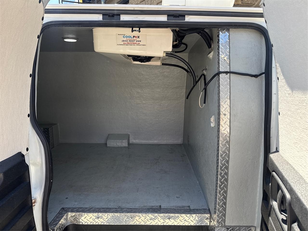 GMC Savana Cargo Van RWD 3500 155" 2018