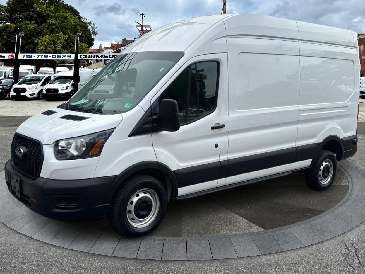 Ford Transit Cargo Van T-250 148" Hi Rf 9070 GVWR RWD 2025