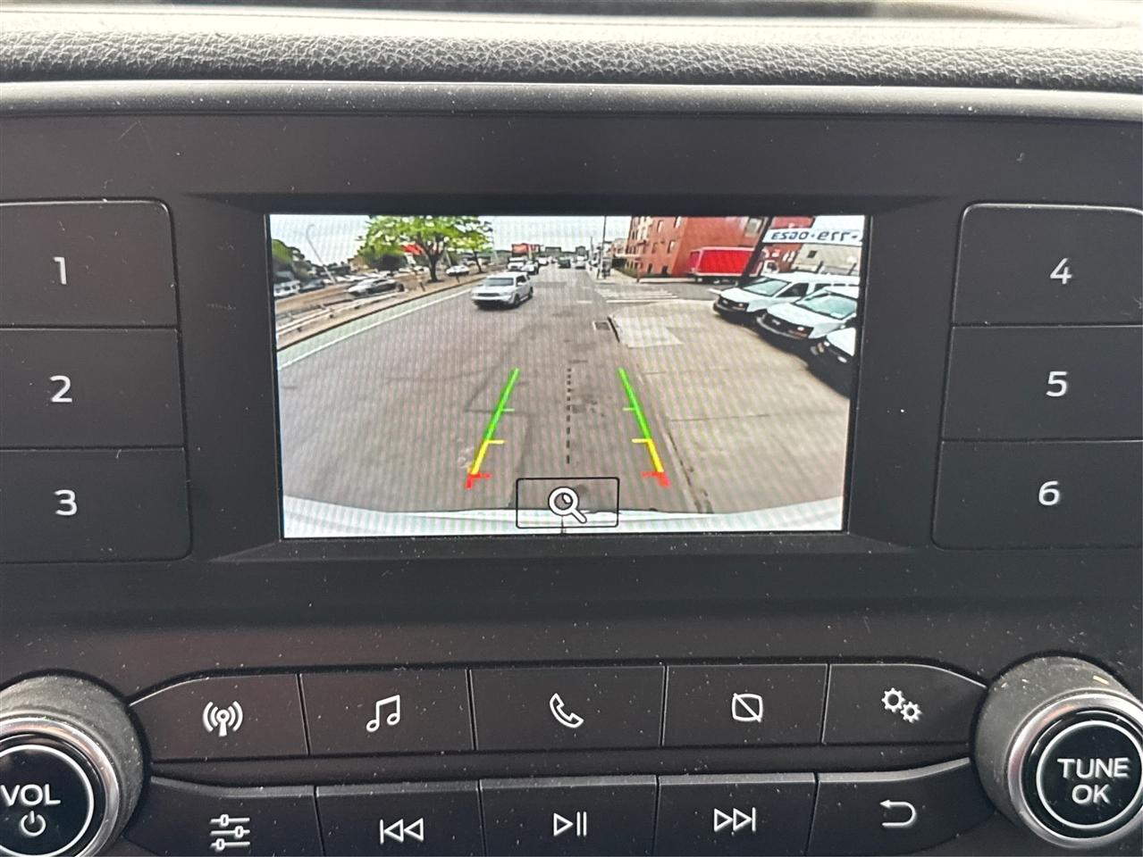 Ford Transit Cargo Van T-250 148" Hi Rf 9070 GVWR RWD 2025