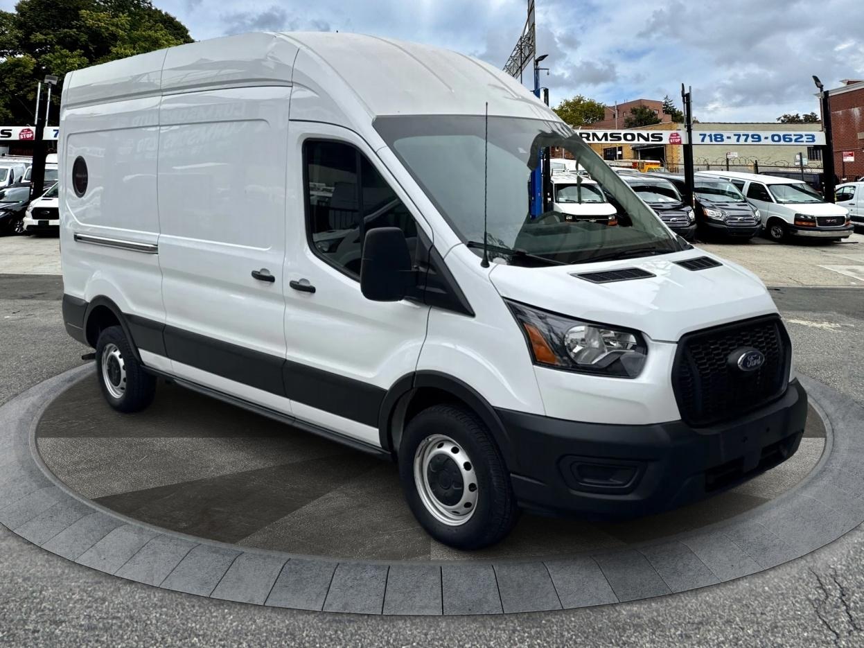 2023 Ford Transit Cargo Van T-250 148" Hi Rf 9070 GVWR RWD