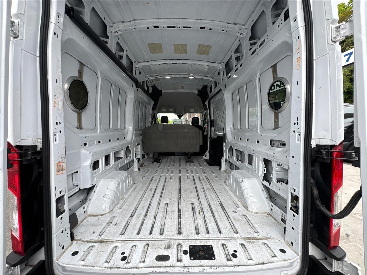 Ford Transit Cargo Van T-250 148" Hi Rf 9070 GVWR RWD 2023
