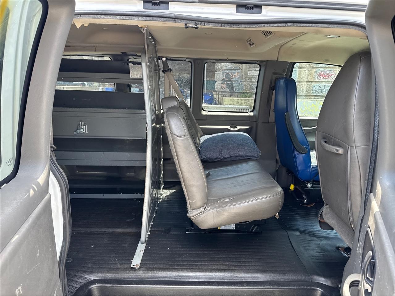 Chevrolet Express Cargo Van RWD 3500 155" 2016
