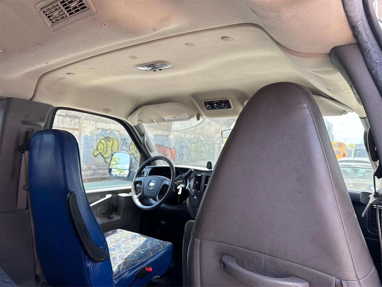 Chevrolet Express Cargo Van RWD 3500 155" 2016