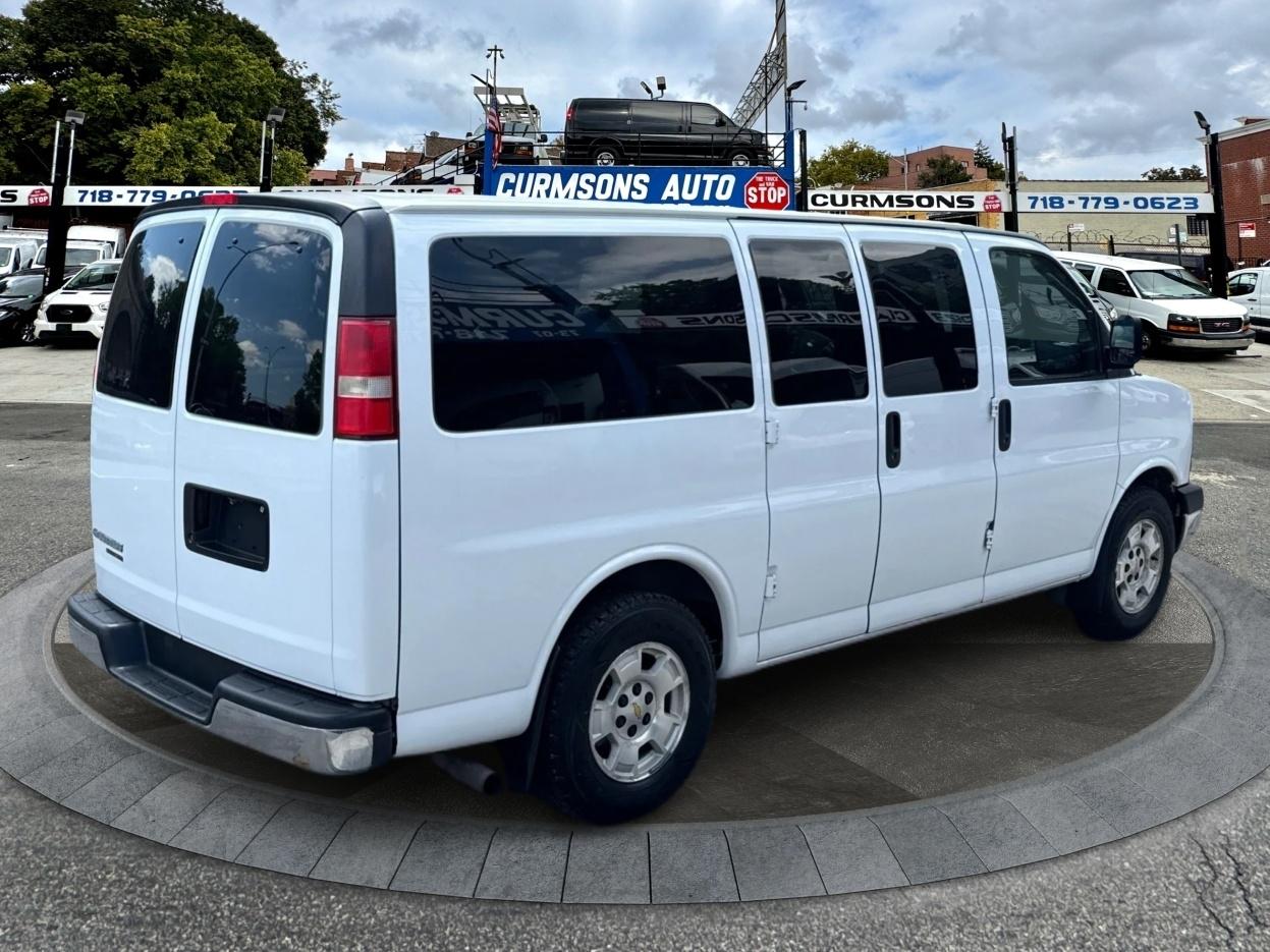 Chevrolet Express Passenger AWD 1500 135" LT 2014