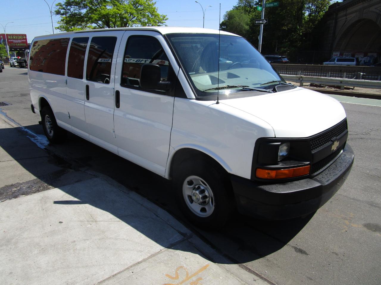 Chevrolet Express Cargo  2013