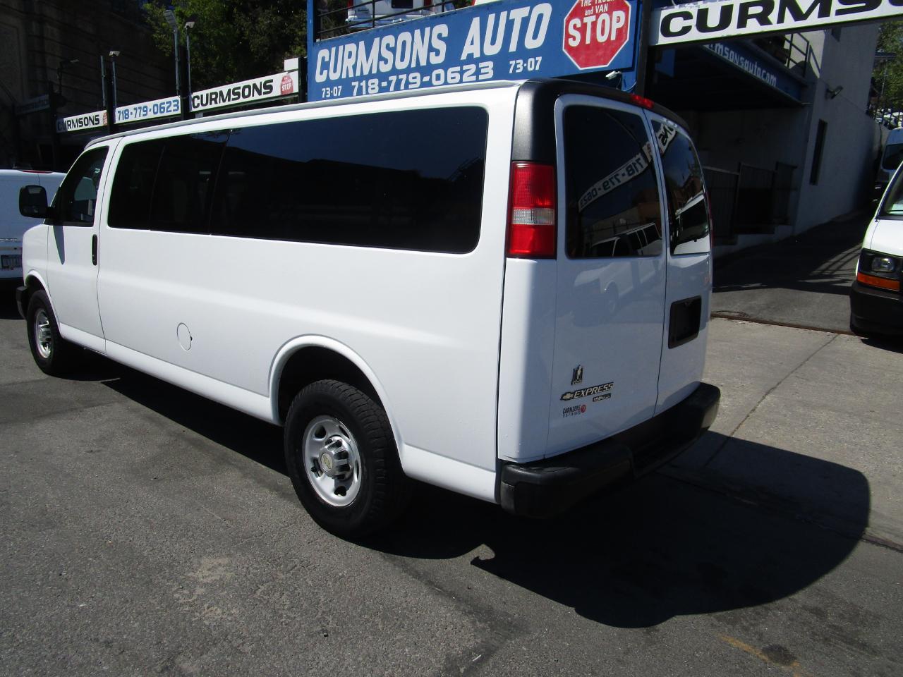 Chevrolet Express Cargo  2013