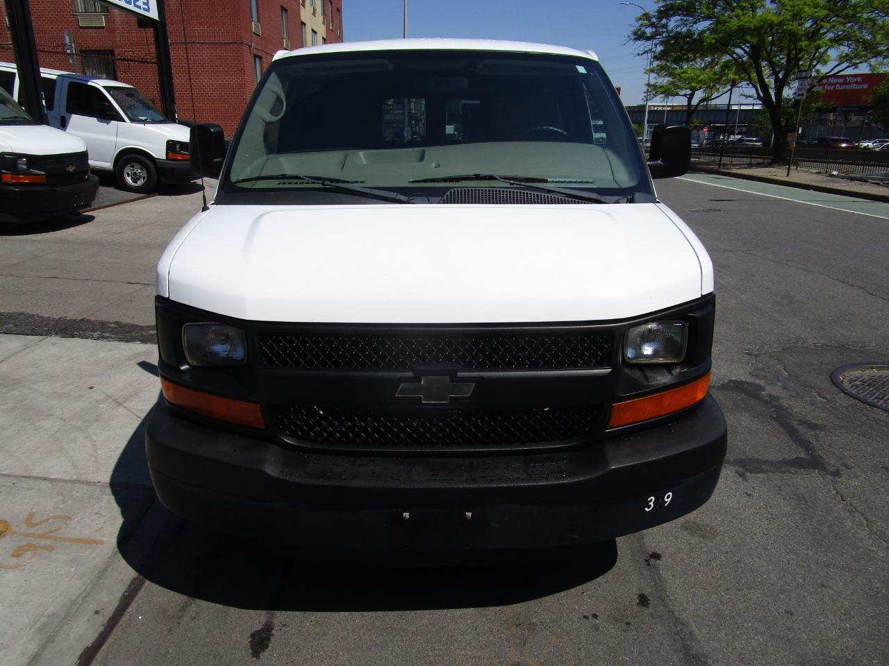 Chevrolet Express Cargo  2013