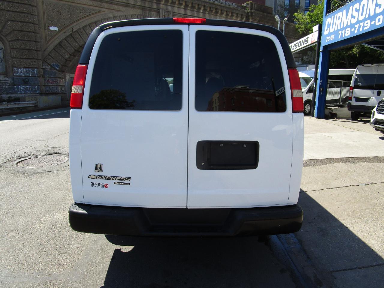 Chevrolet Express Cargo  2013