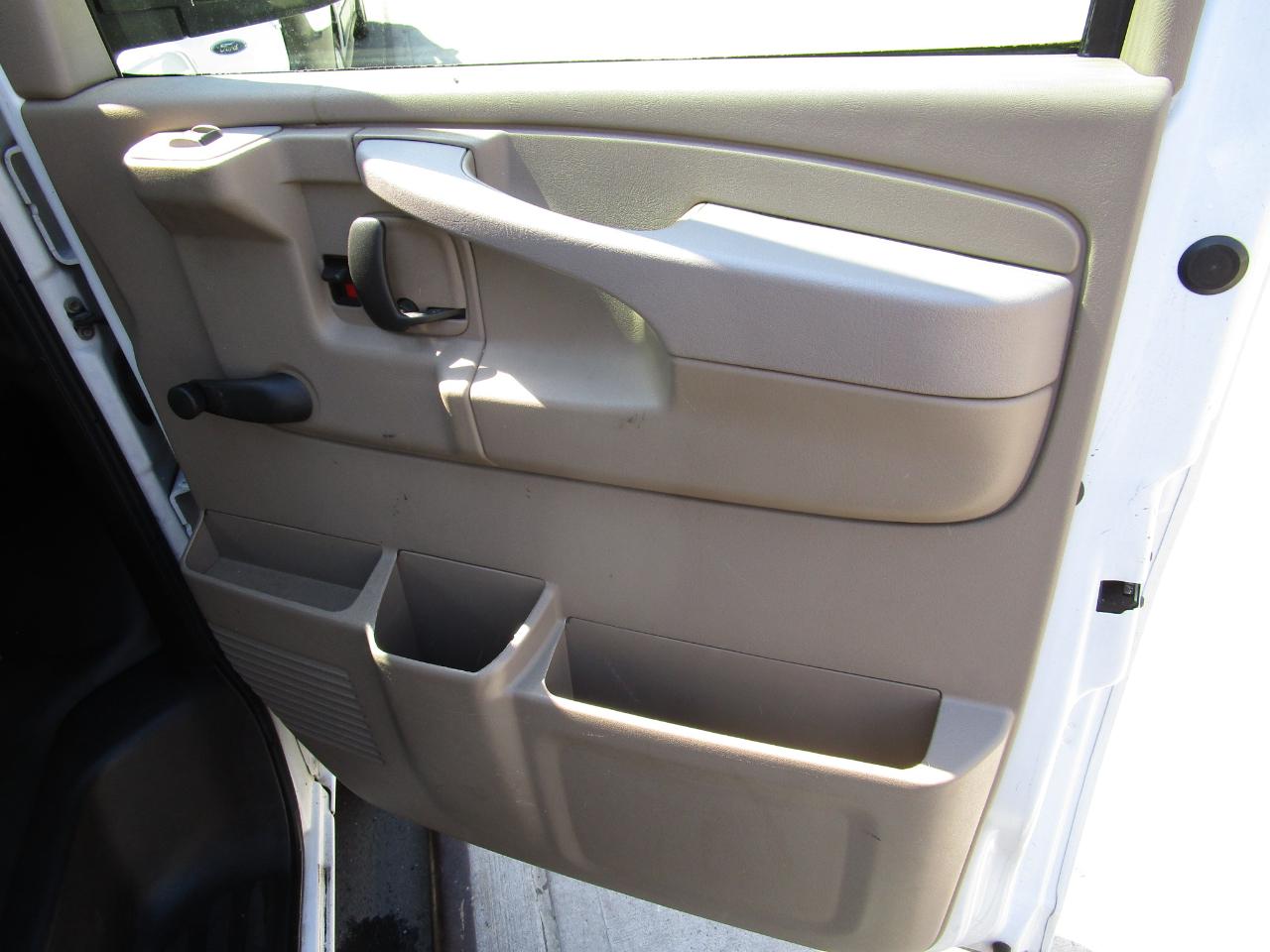 Chevrolet Express Cargo  2013