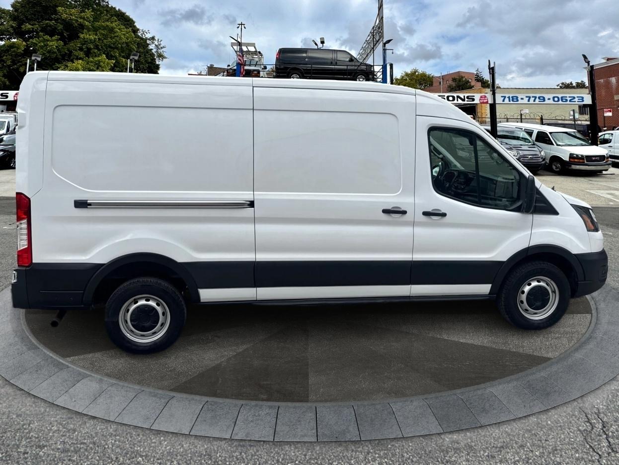 Ford Transit Cargo Van T-250 148" Med Rf 9000 GVWR Sliding RH Dr 2023