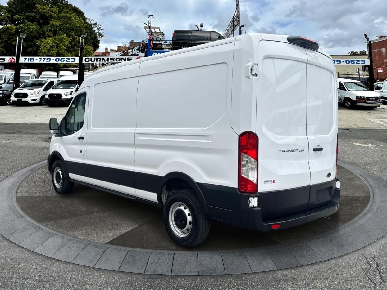 Ford Transit Cargo Van T-250 148" Med Rf 9000 GVWR Sliding RH Dr 2023