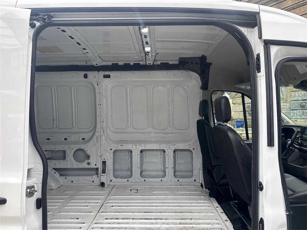 Ford Transit Cargo Van T-250 148" Med Rf 9000 GVWR Sliding RH Dr 2023