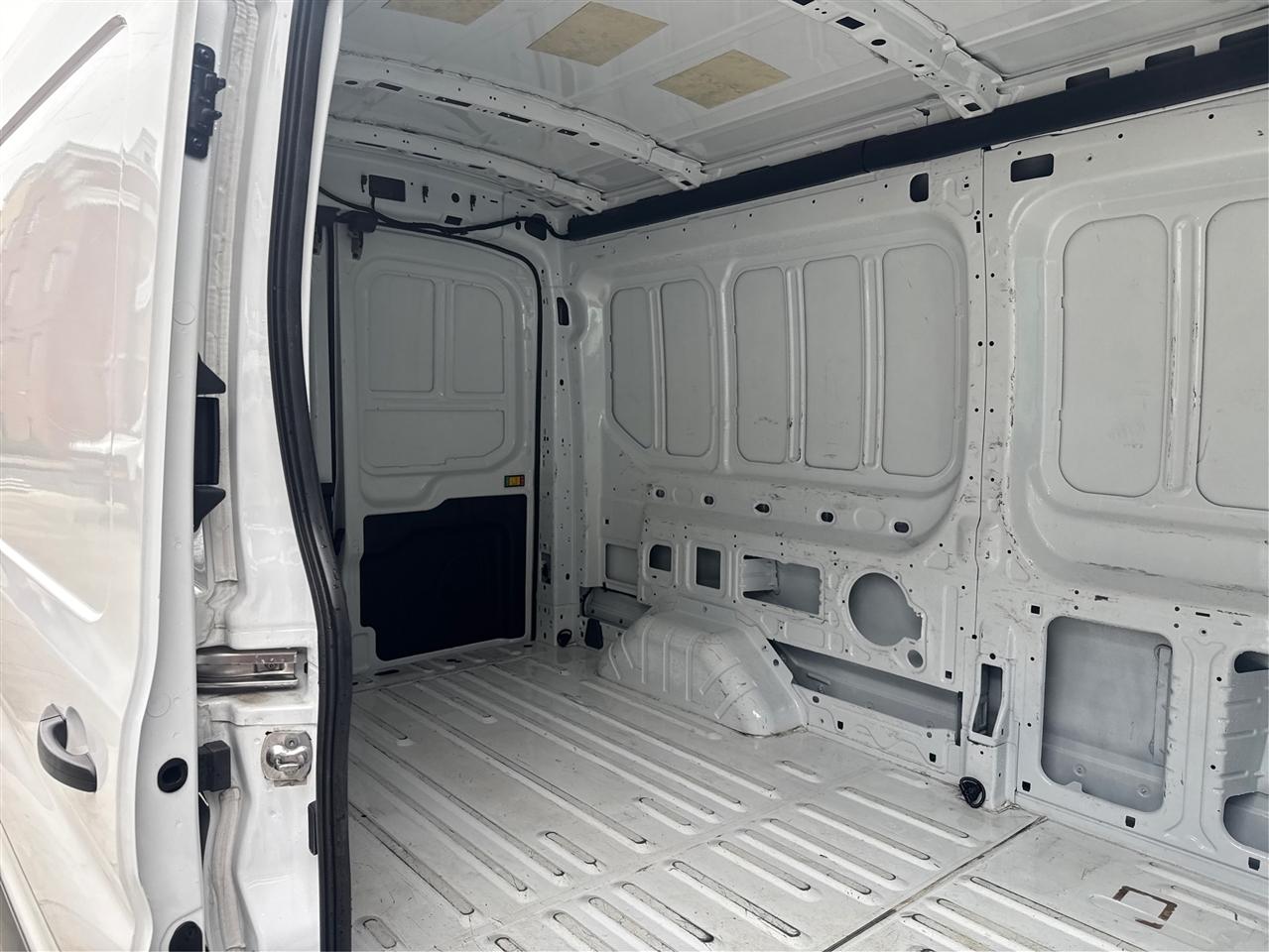 Ford Transit Cargo Van T-250 148" Med Rf 9000 GVWR Sliding RH Dr 2023