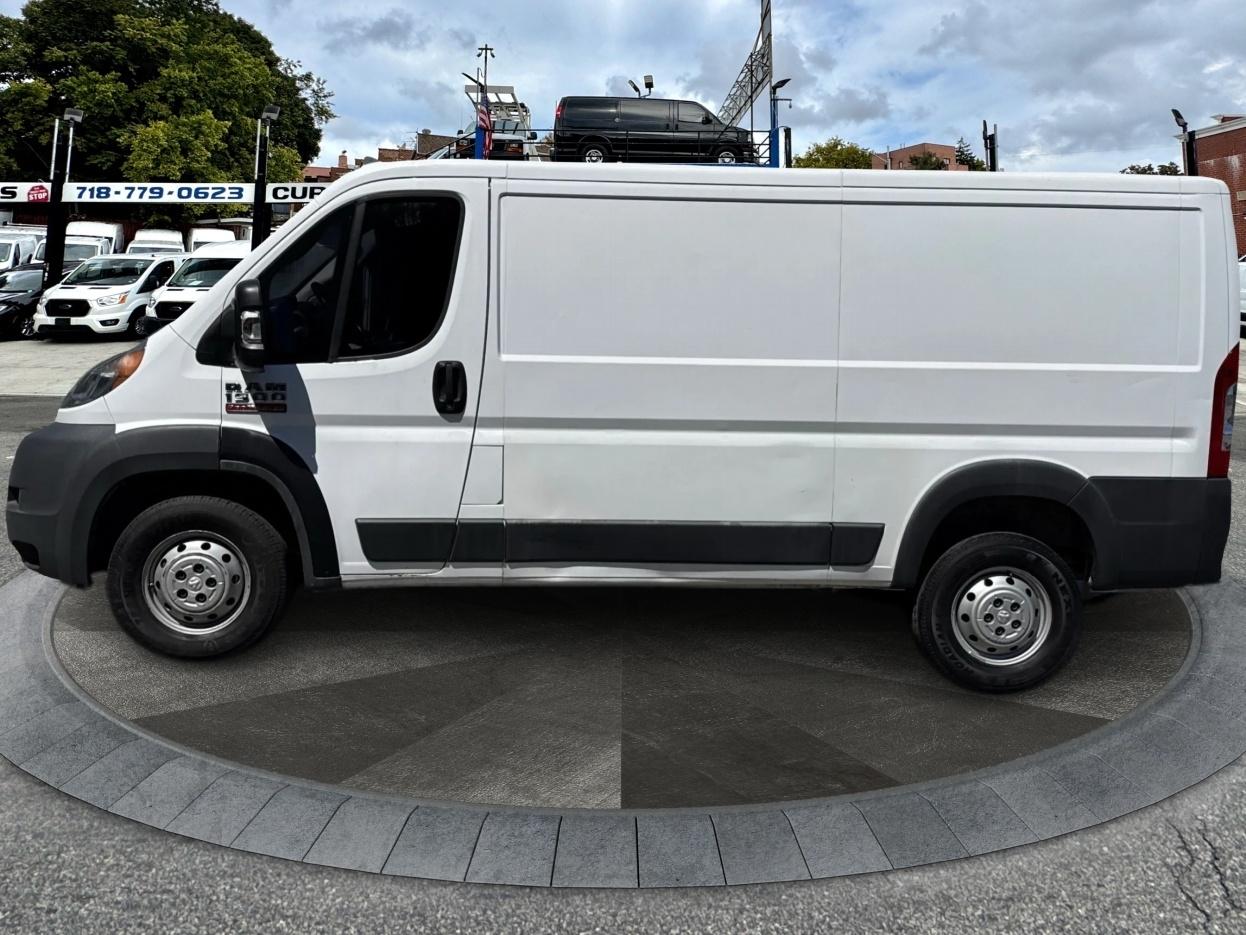 RAM ProMaster Cargo Van 1500 Low Roof 136" WB 2018