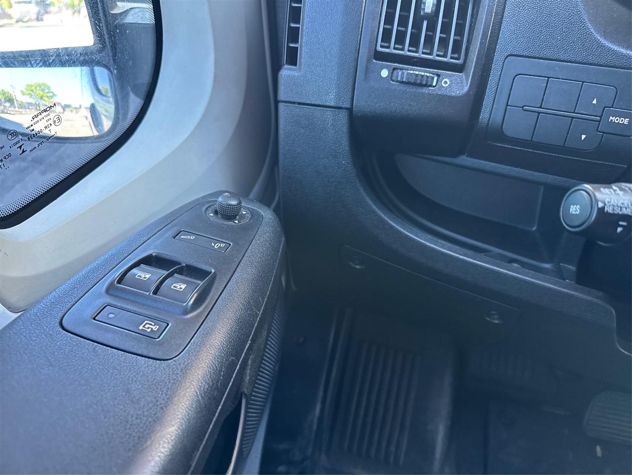 RAM ProMaster Cargo Van 1500 Low Roof 136" WB 2018